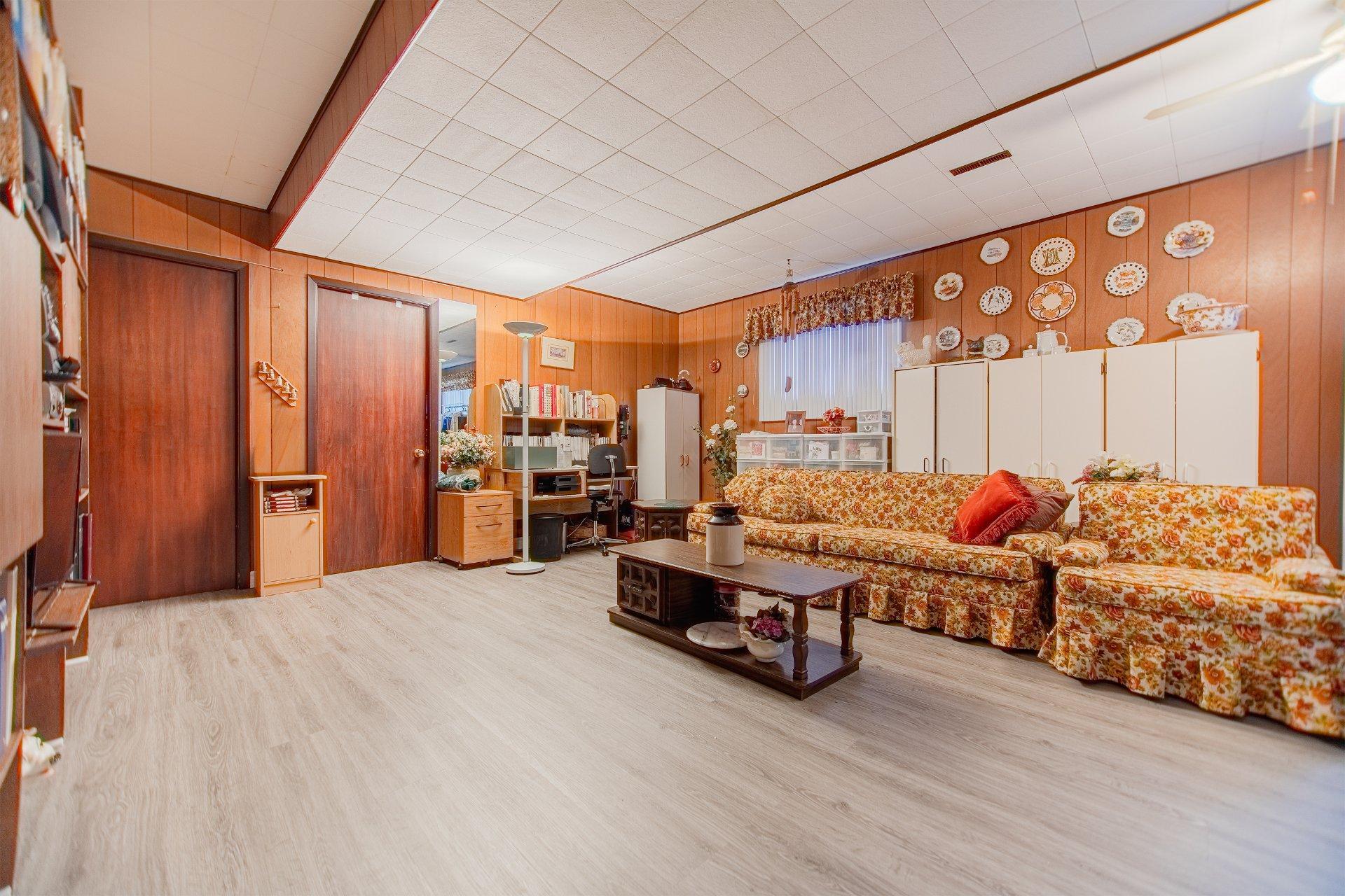 









50


Rue du Brézé

,
Sorel-Tracy,




QC
J3R4K4

