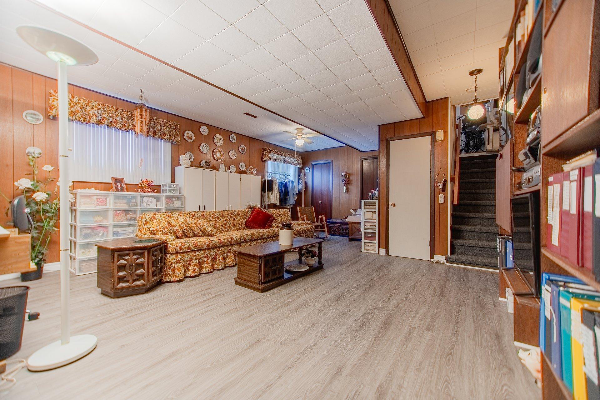 









50


Rue du Brézé

,
Sorel-Tracy,




QC
J3R4K4

