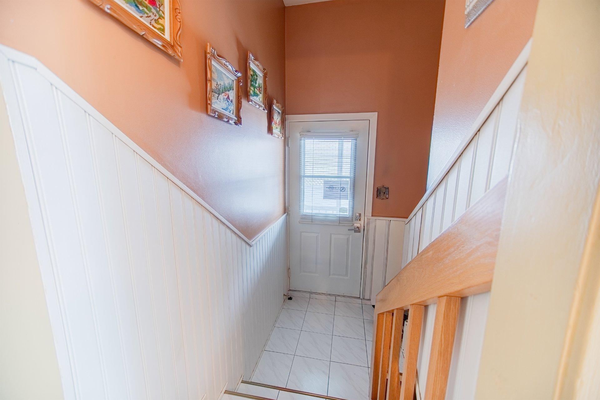 









50


Rue du Brézé

,
Sorel-Tracy,




QC
J3R4K4

