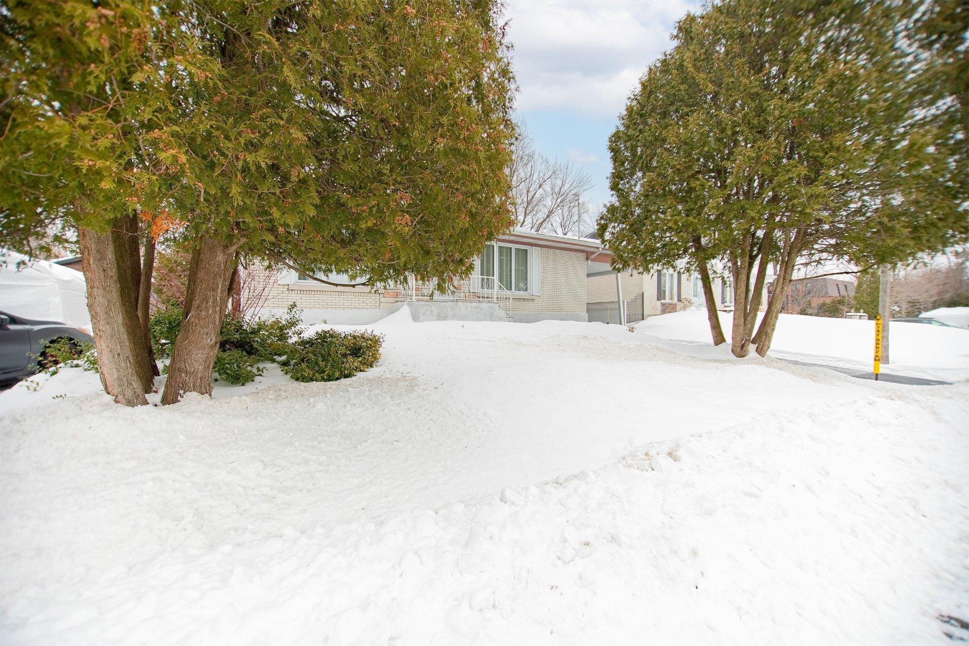 









50


Rue du Brézé

,
Sorel-Tracy,




QC
J3R4K4

