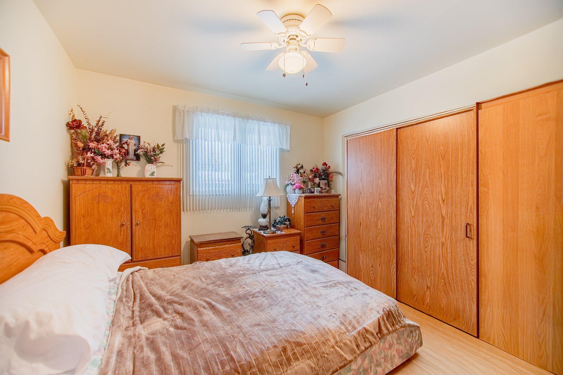 









50


Rue du Brézé

,
Sorel-Tracy,




QC
J3R4K4

