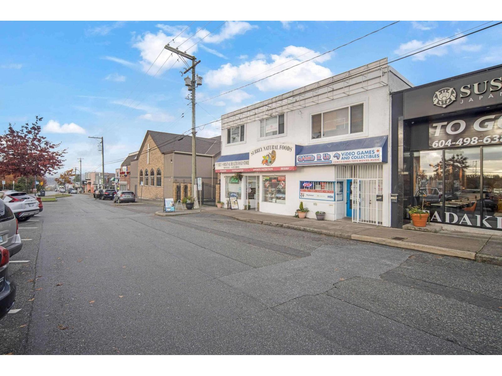 












13585 KING GEORGE BOULEVARD

,
Surrey,




British Columbia
V3T2V1

