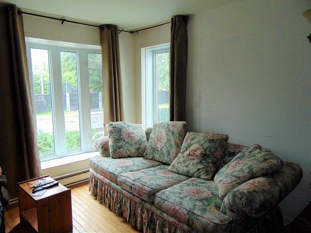 









3261

 - 3263


10e Avenue

,
Rawdon,




QC
J0K1S0

