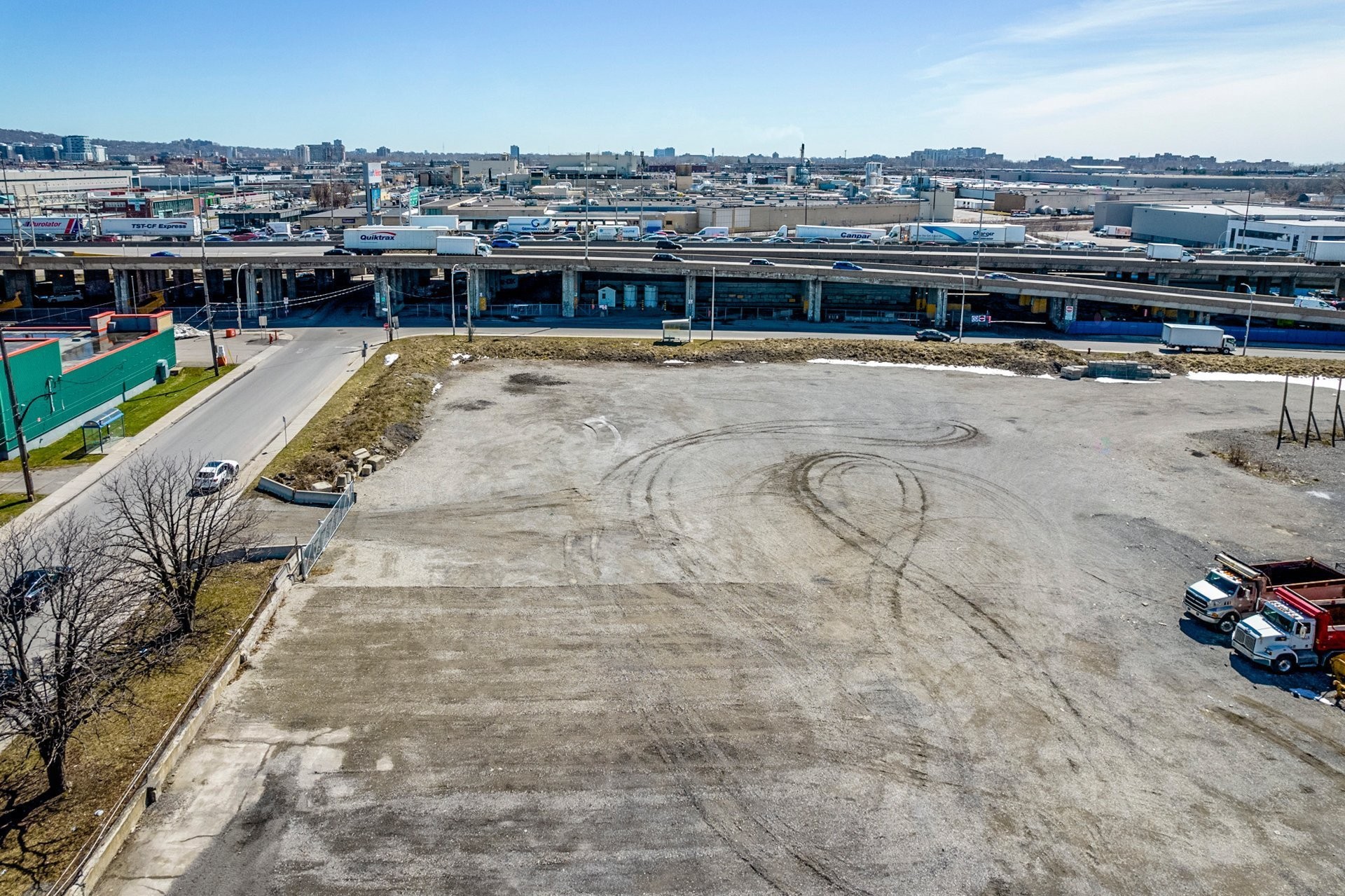 












Rue Authier

,
Montréal (Saint-Laurent),







QC
H4M2C6

