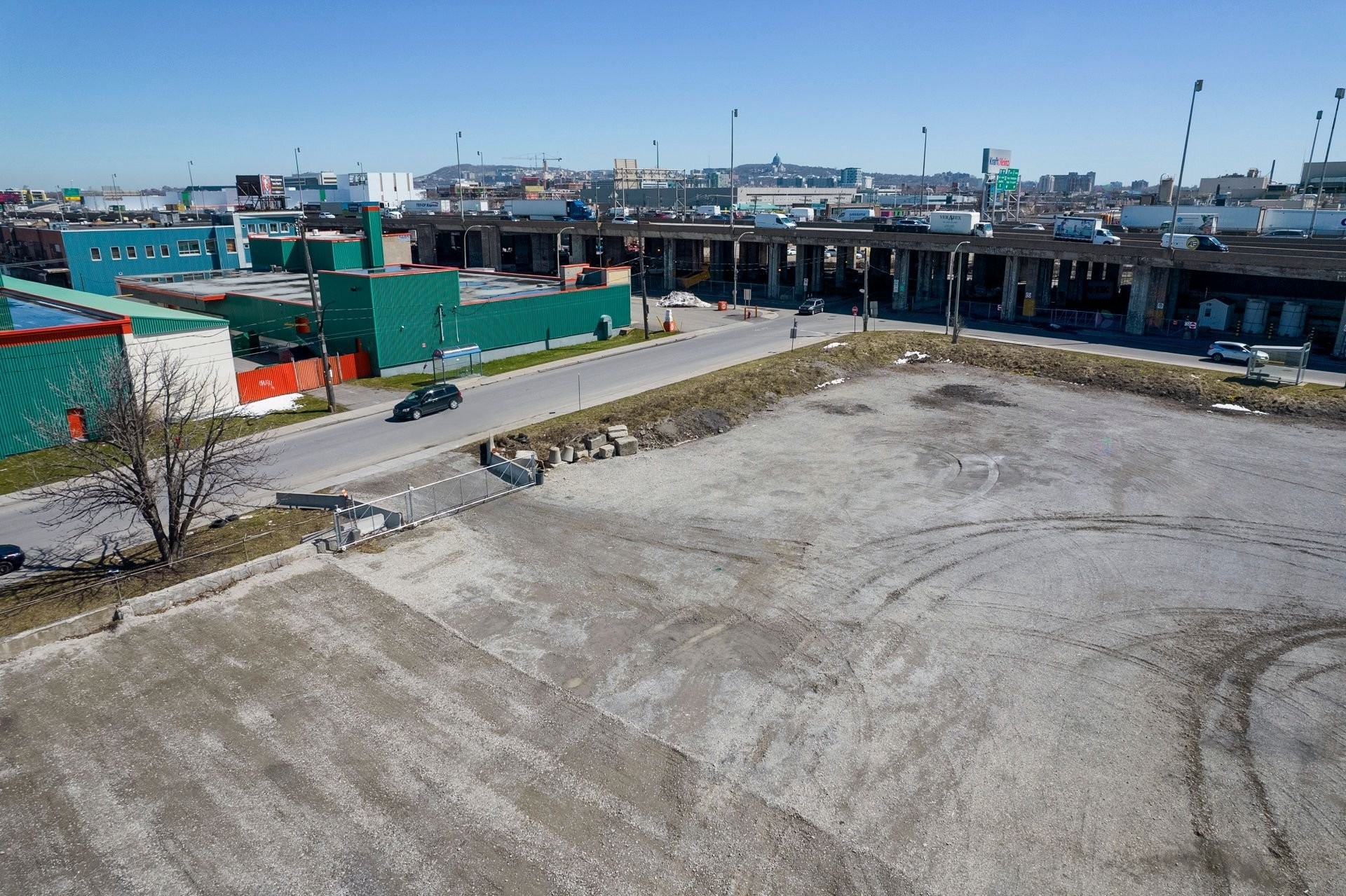 












Rue Authier

,
Montréal (Saint-Laurent),







QC
H4M2C6

