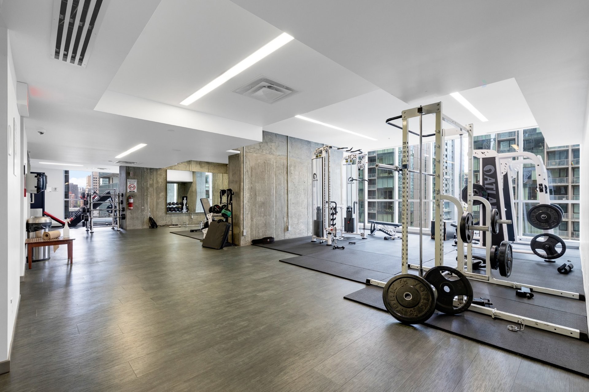 









1050


Rue Drummond

, 2303,
Montréal (Ville-Marie),




QC
H3B0G3

