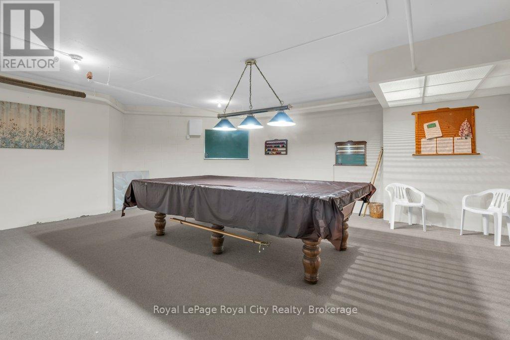 












511 - 19 WOODLAWN ROAD E

,
Guelph (Riverside Park),




Ontario
N1H7B1

