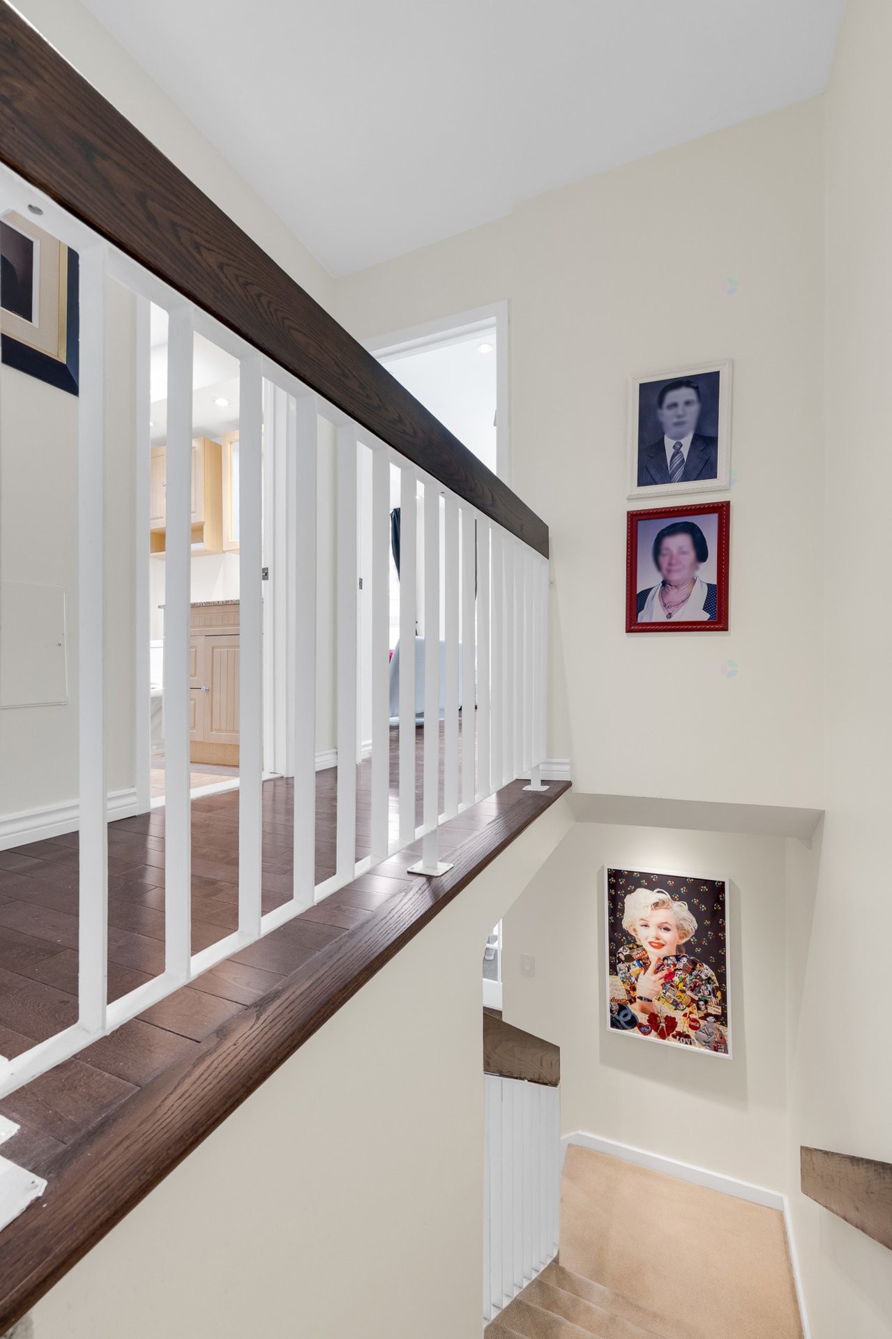 









5627


Ch. Merrimac

,
Côte-Saint-Luc,




QC
H4W1S5

