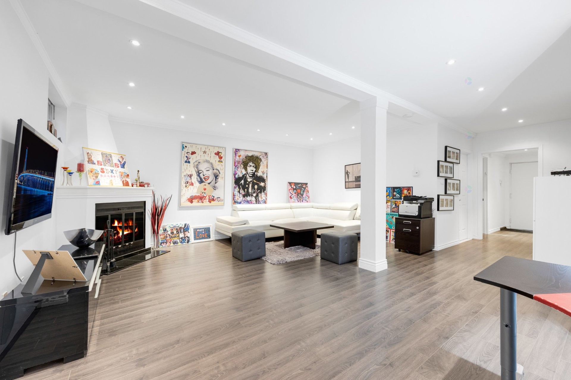 









5627


Ch. Merrimac

,
Côte-Saint-Luc,




QC
H4W1S5

