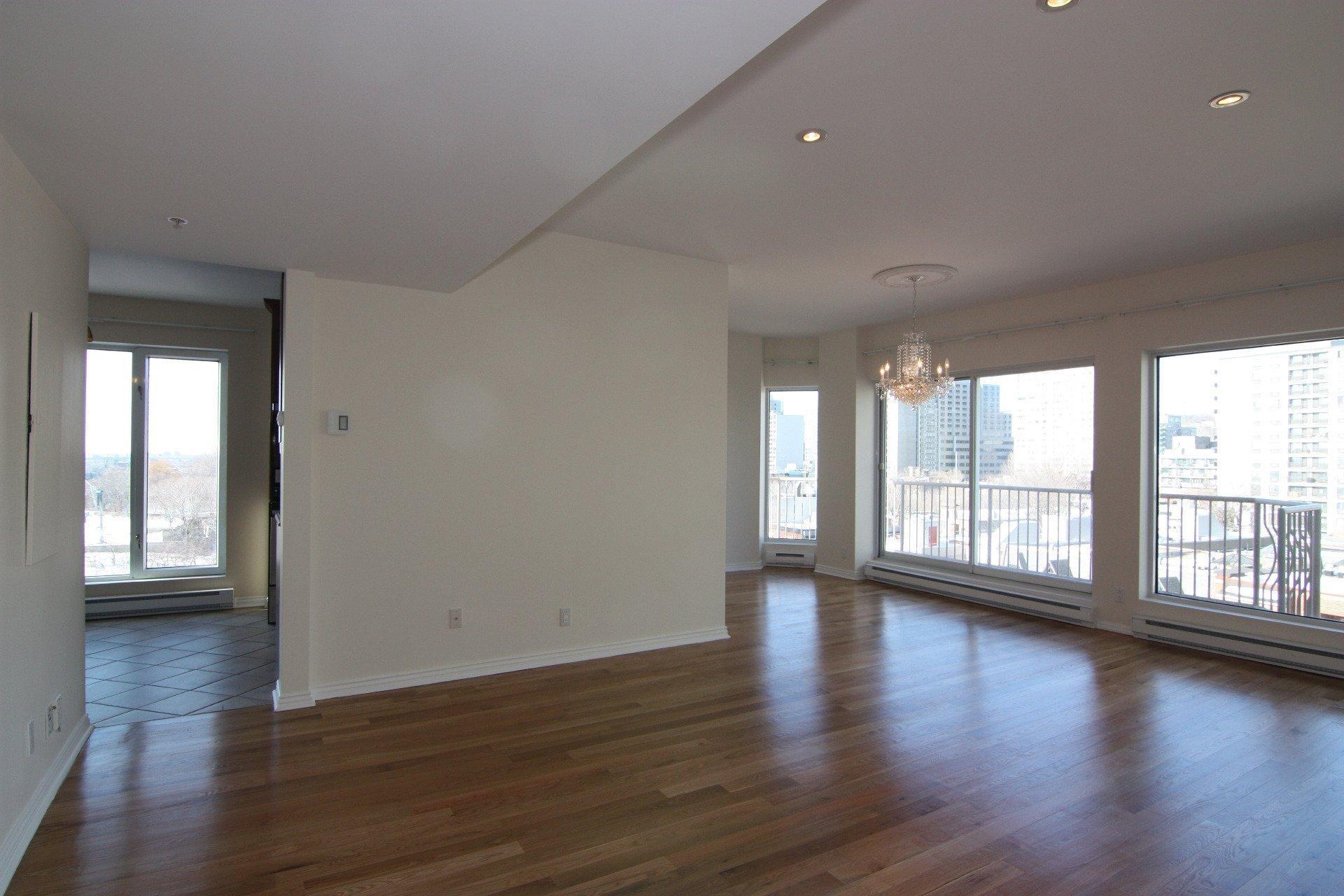 









1080


Rue St-Mathieu

, 802,
Montréal (Ville-Marie),




QC
H3H2S8

