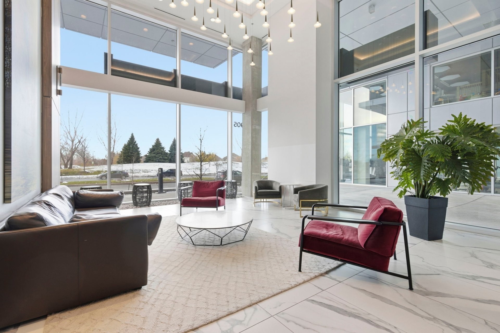 









5905Z


Boul. du Quartier

, 904,
Brossard,




QC
J4Z0R7

