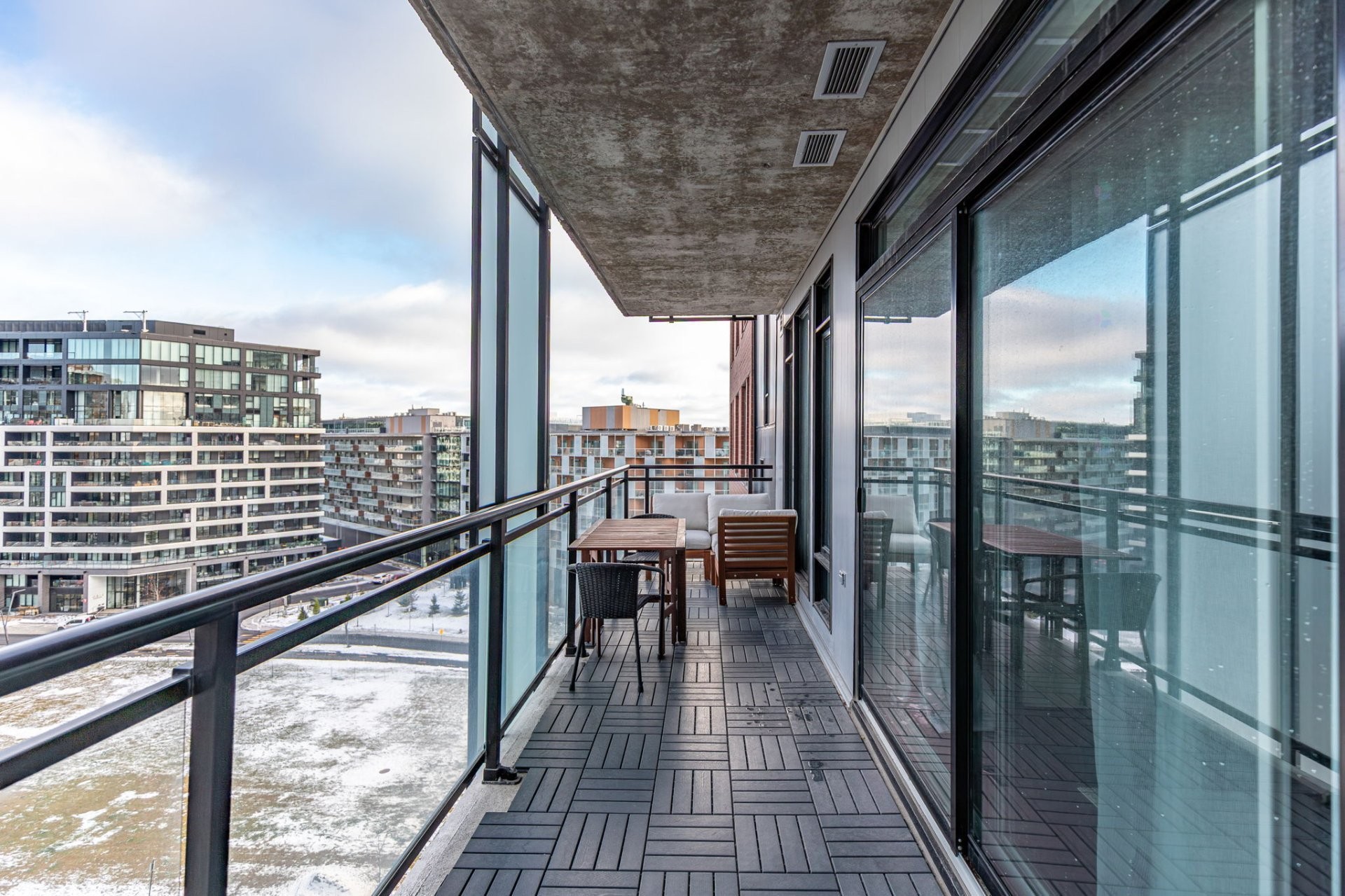 









5905Z


Boul. du Quartier

, 904,
Brossard,




QC
J4Z0R7

