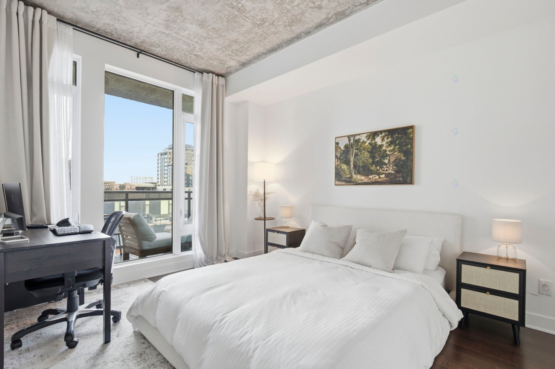 









5905Z


Boul. du Quartier

, 904,
Brossard,




QC
J4Z0R7

