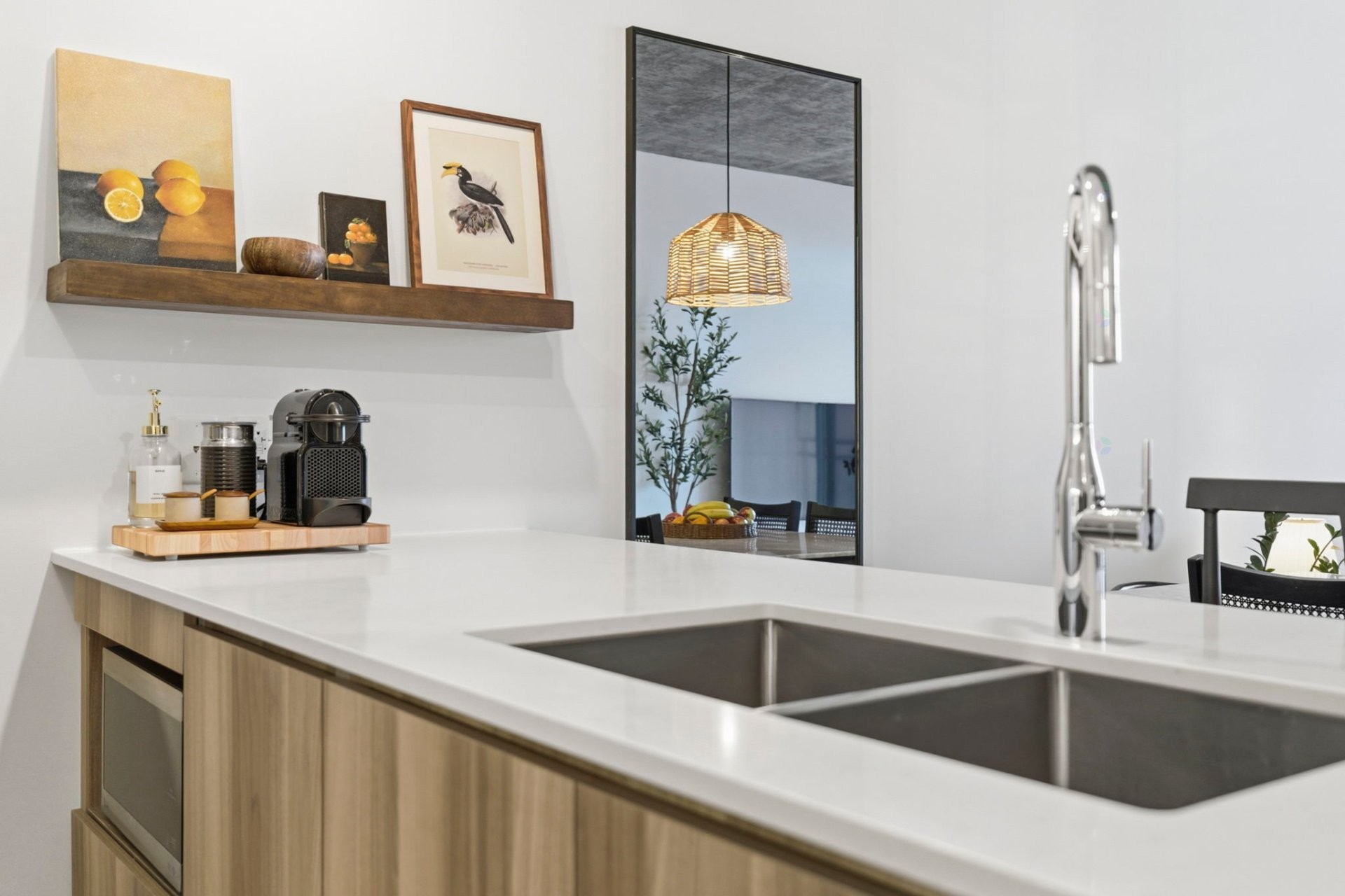 









5905Z


Boul. du Quartier

, 904,
Brossard,




QC
J4Z0R7

