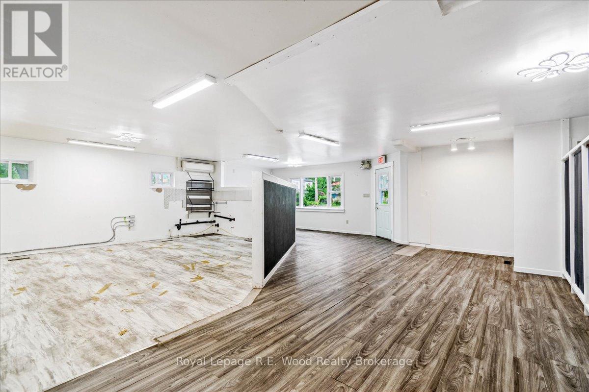 












29 WELLINGTON STREET

,
Bayham (Port Burwell),




Ontario
N0J1T0

