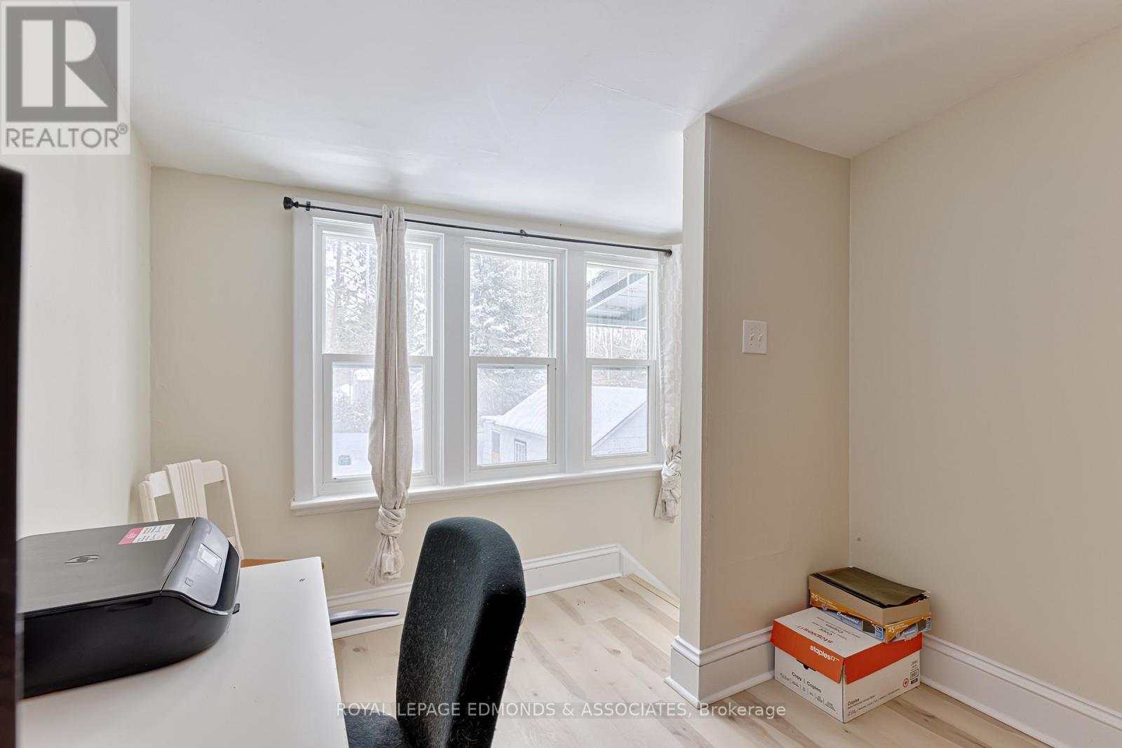 












13 PLANT ROAD

,
Laurentian Hills,




Ontario
K0J1J0

