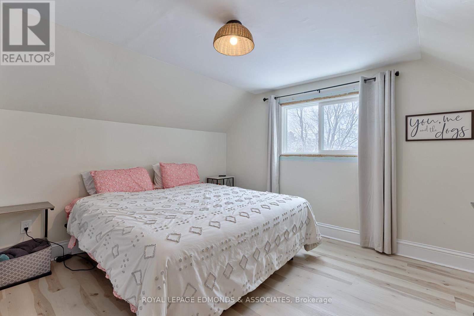 












13 PLANT ROAD

,
Laurentian Hills,




Ontario
K0J1J0

