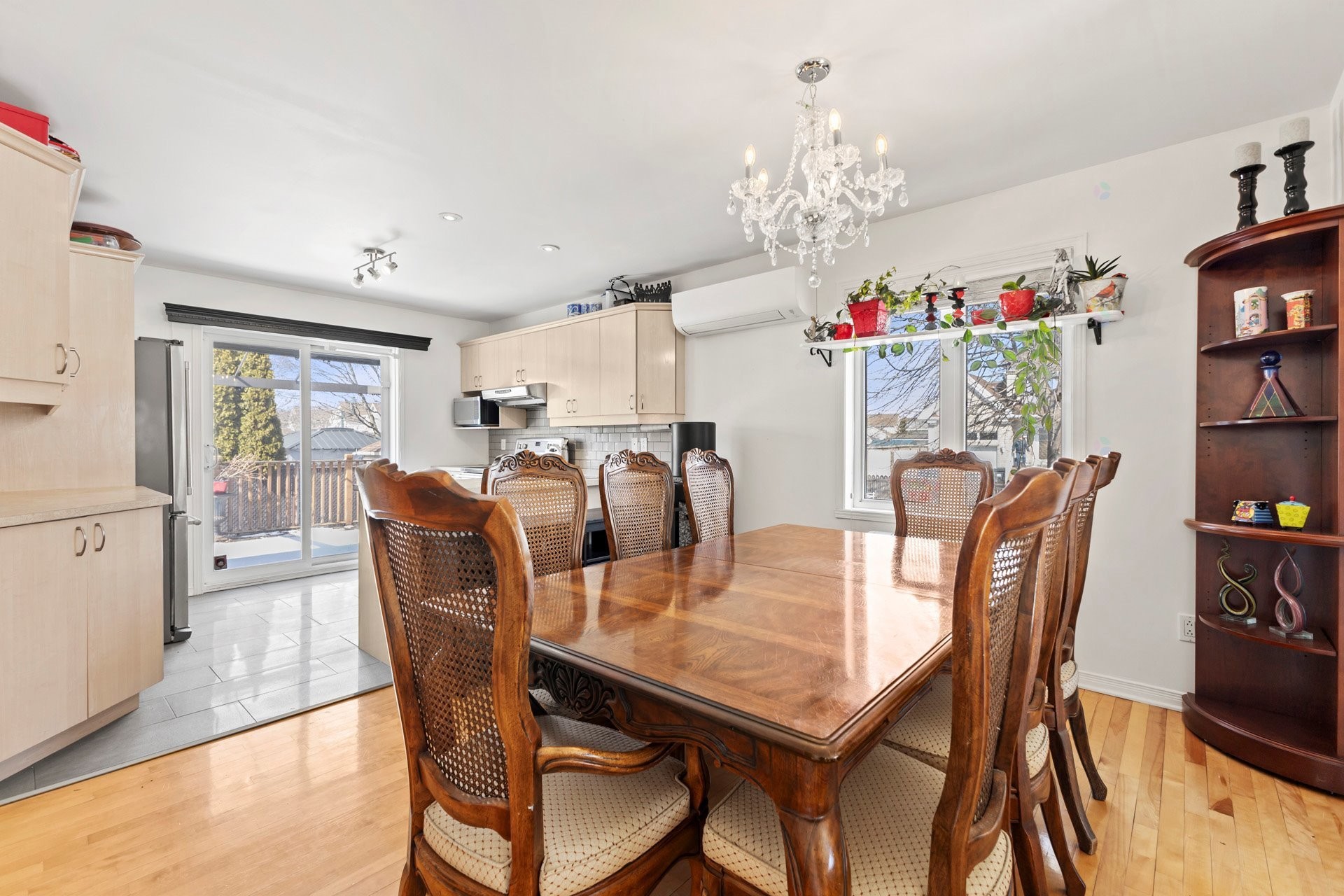 









42


Rue Louise-Josephte

,
Vaudreuil-Dorion,




QC
J7V9R6

