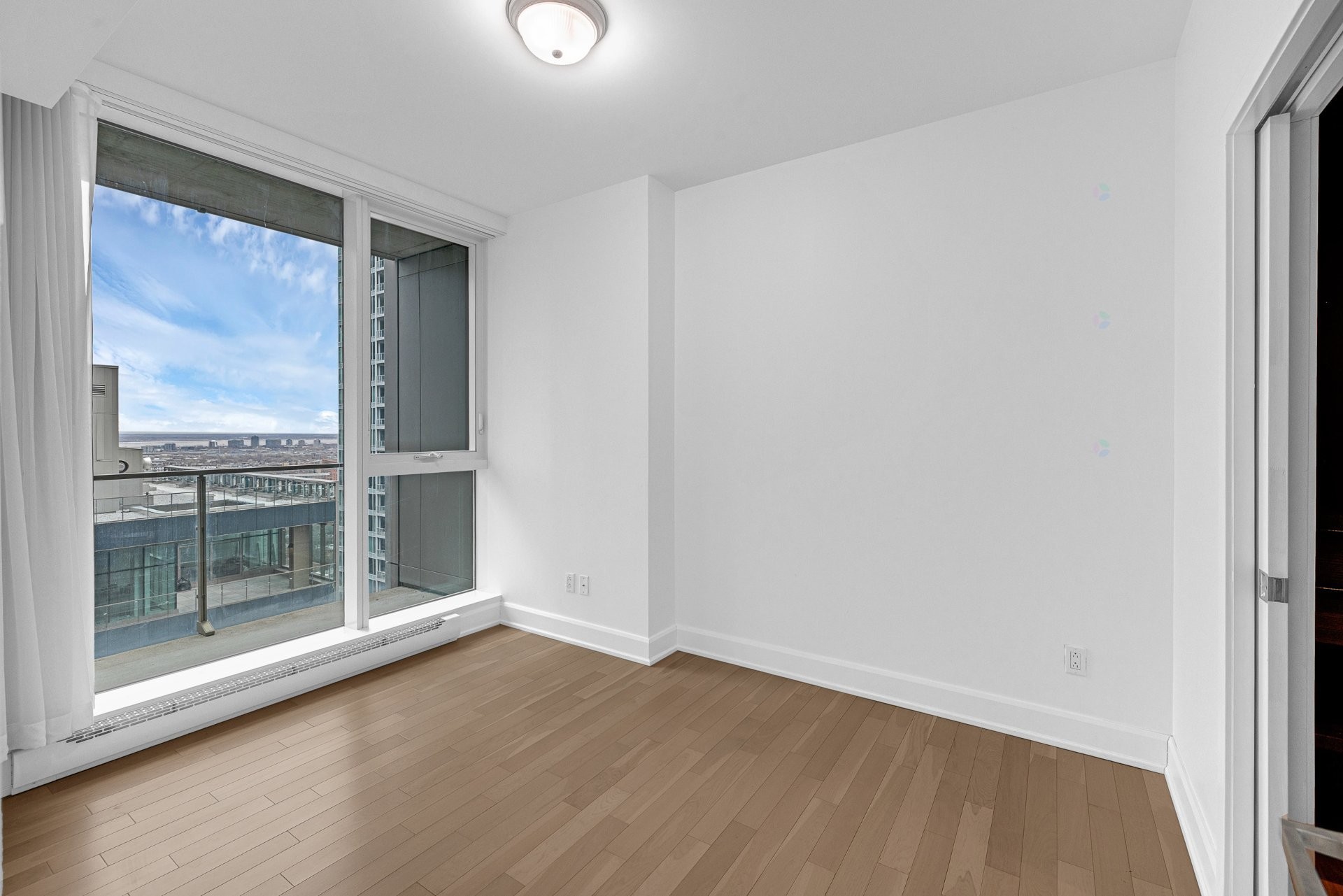 









1310


Boul. René-Lévesque O.

, 2506,
Montréal (Ville-Marie),




QC
H3B0B8

