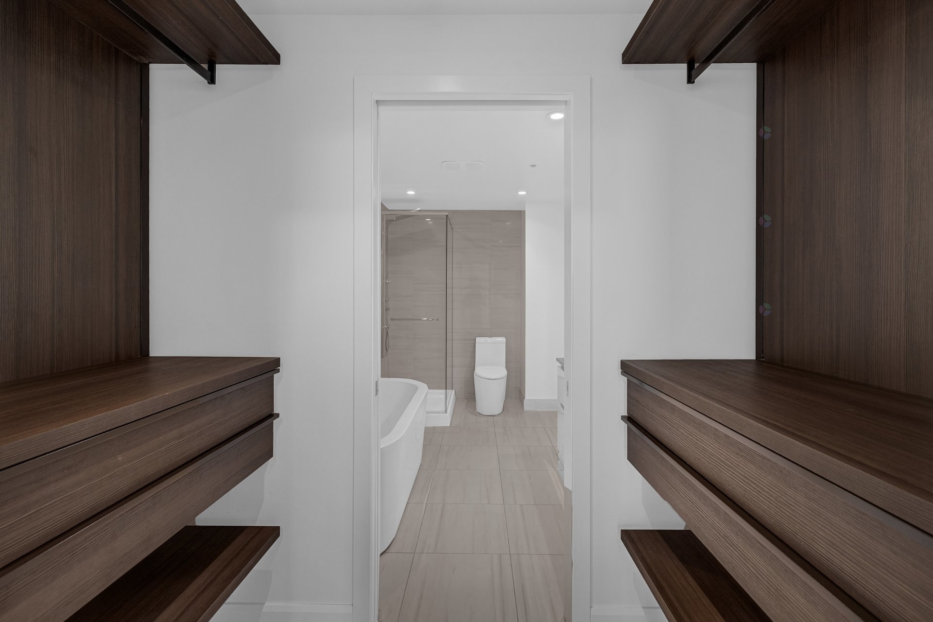 









1310


Boul. René-Lévesque O.

, 2506,
Montréal (Ville-Marie),




QC
H3B0B8

