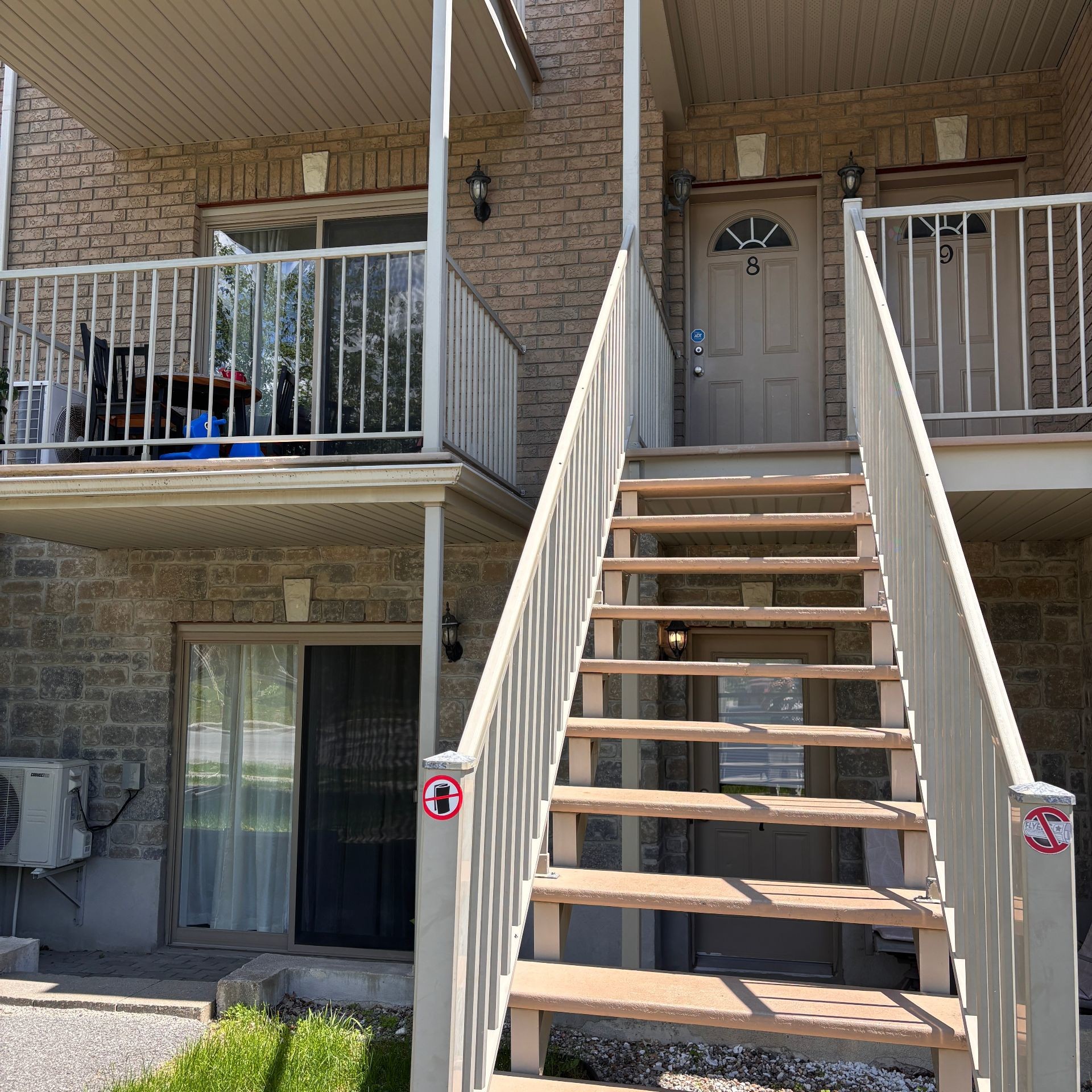









240


Rue Henri-Matisse

, 8,
Gatineau (Gatineau),




QC
J8P0A3

