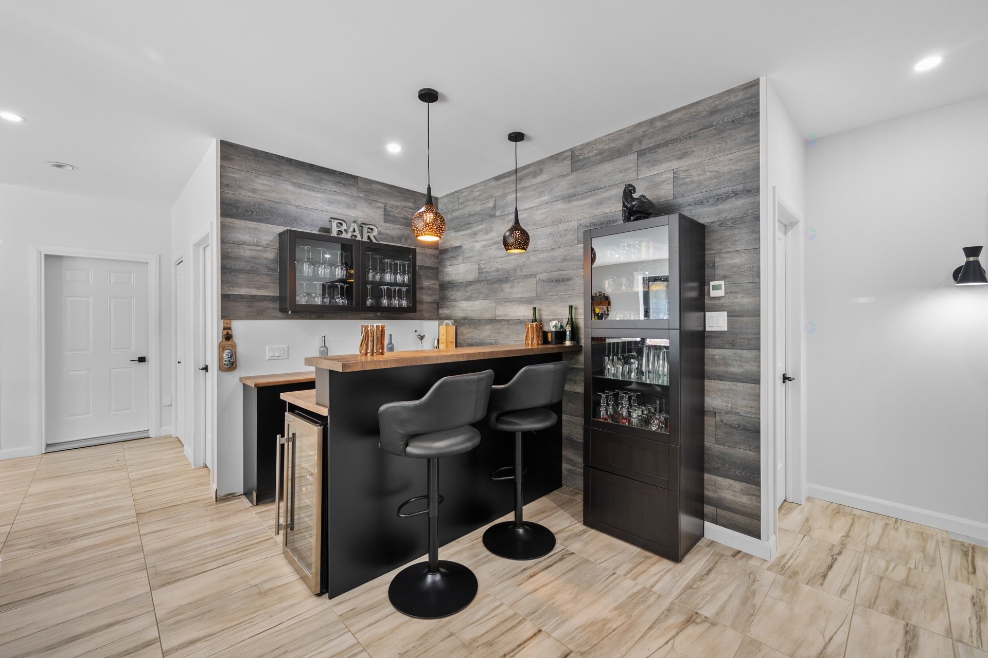 









33


Rue Lajeunesse

,
Sainte-Mélanie,




QC
J0K3A0

