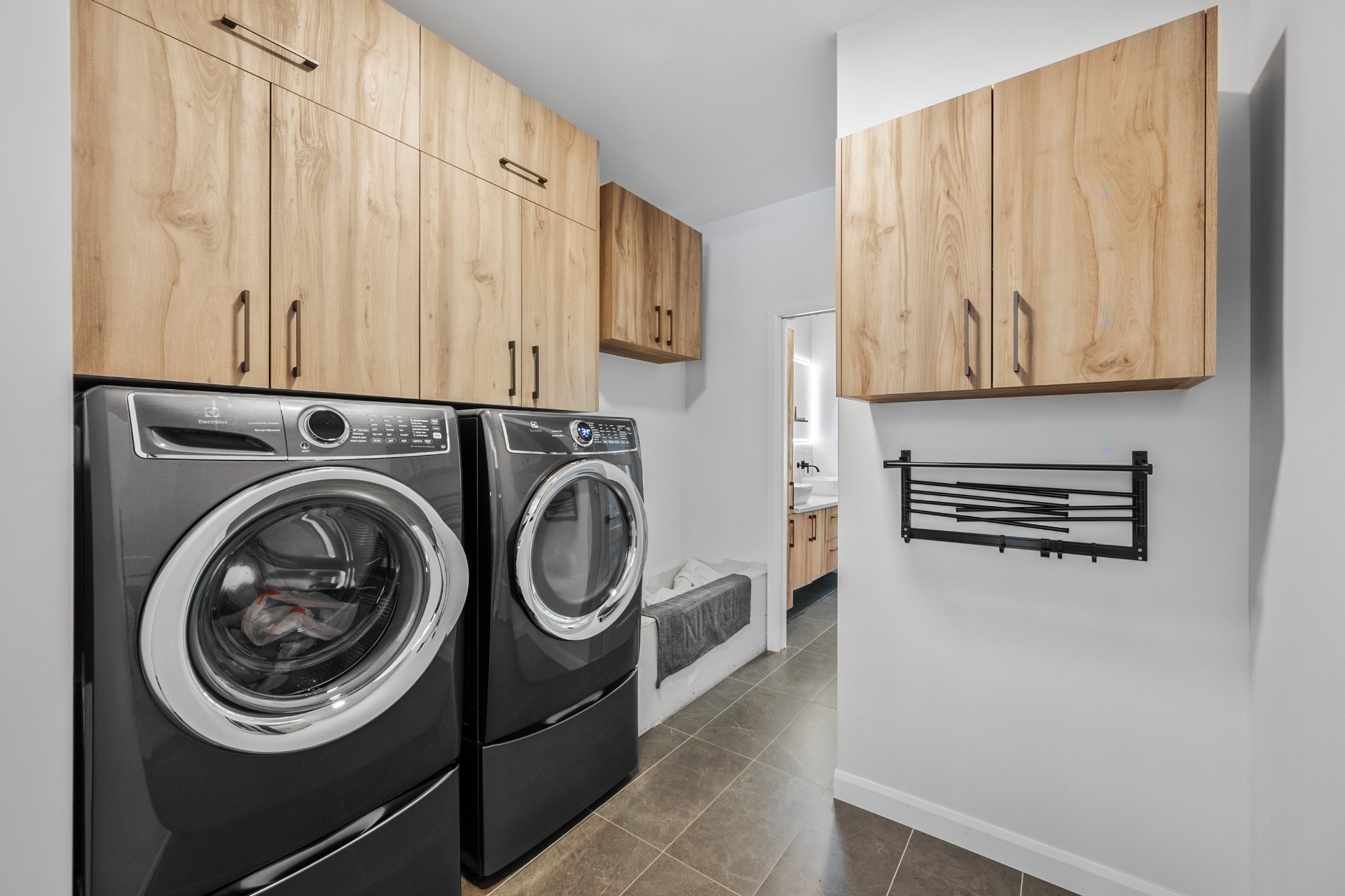 









33


Rue Lajeunesse

,
Sainte-Mélanie,




QC
J0K3A0

