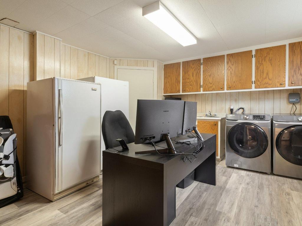 









8350


Boul. Yves-Prévost

,
Anjou (Montréal),




QC
H1K1X9

