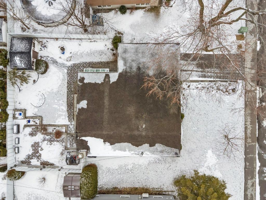 









8350


Boul. Yves-Prévost

,
Anjou (Montréal),




QC
H1K1X9

