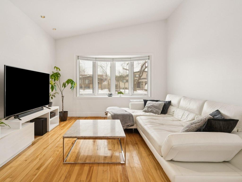 









8350


Boul. Yves-Prévost

,
Anjou (Montréal),




QC
H1K1X9

