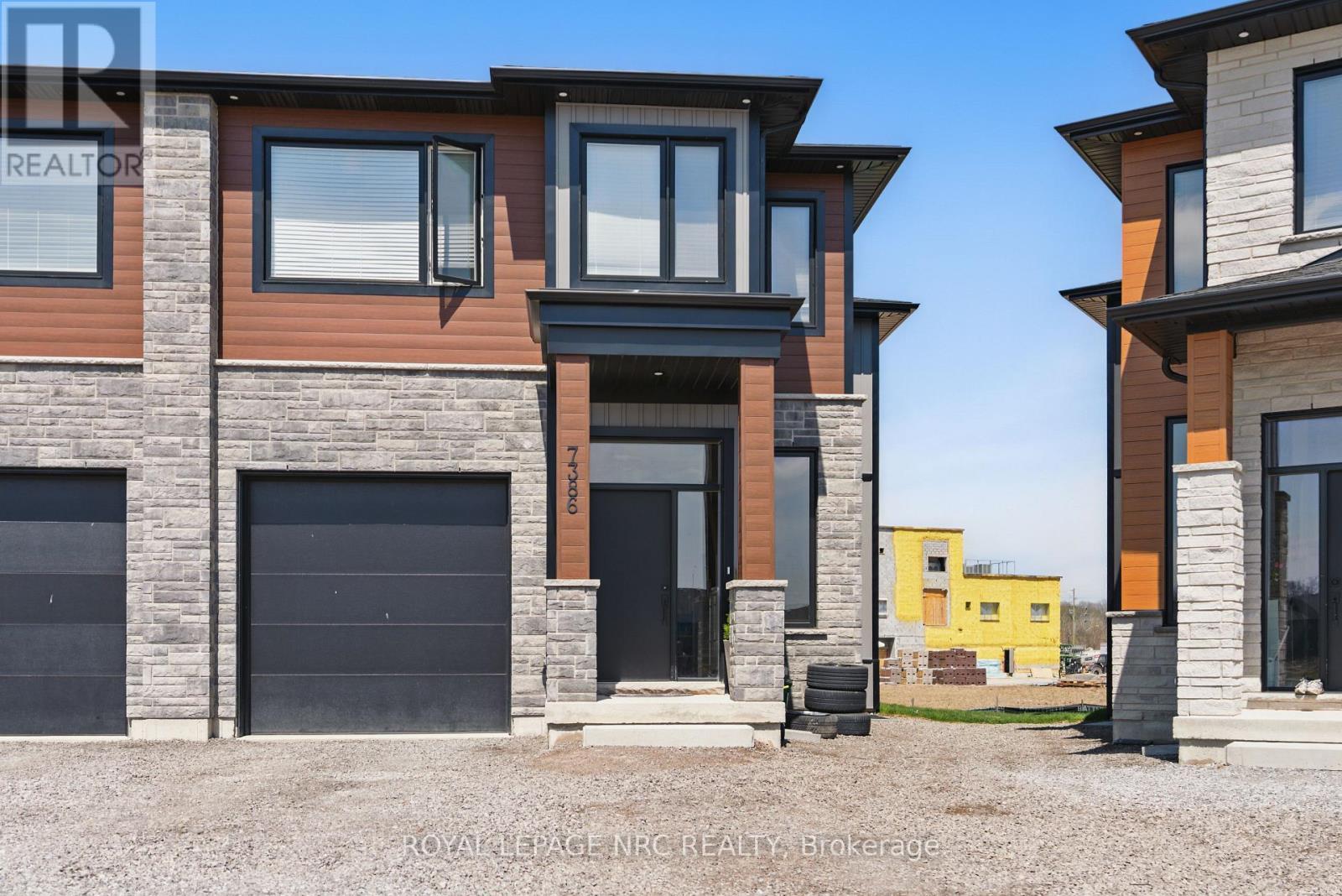 












7386 SPLENDOUR DRIVE

,
Niagara Falls (Brown),




Ontario
L2H3V8

