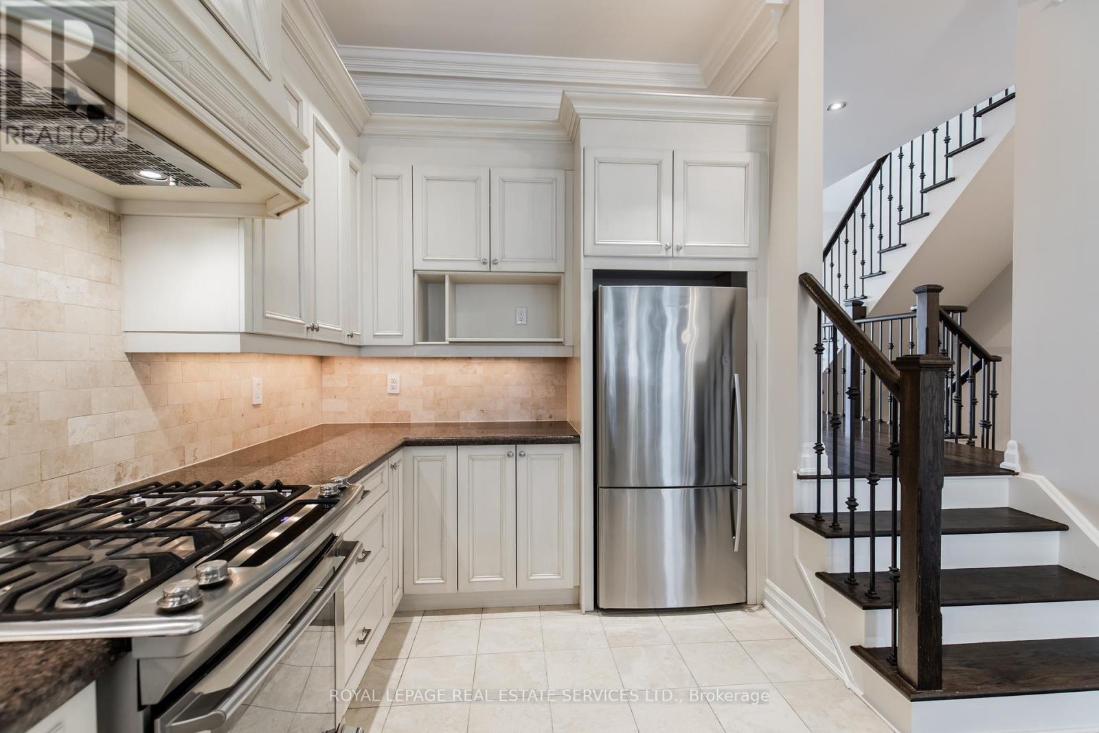 












217A ALDERCREST ROAD

,
Toronto,




Ontario
M8W4J5

