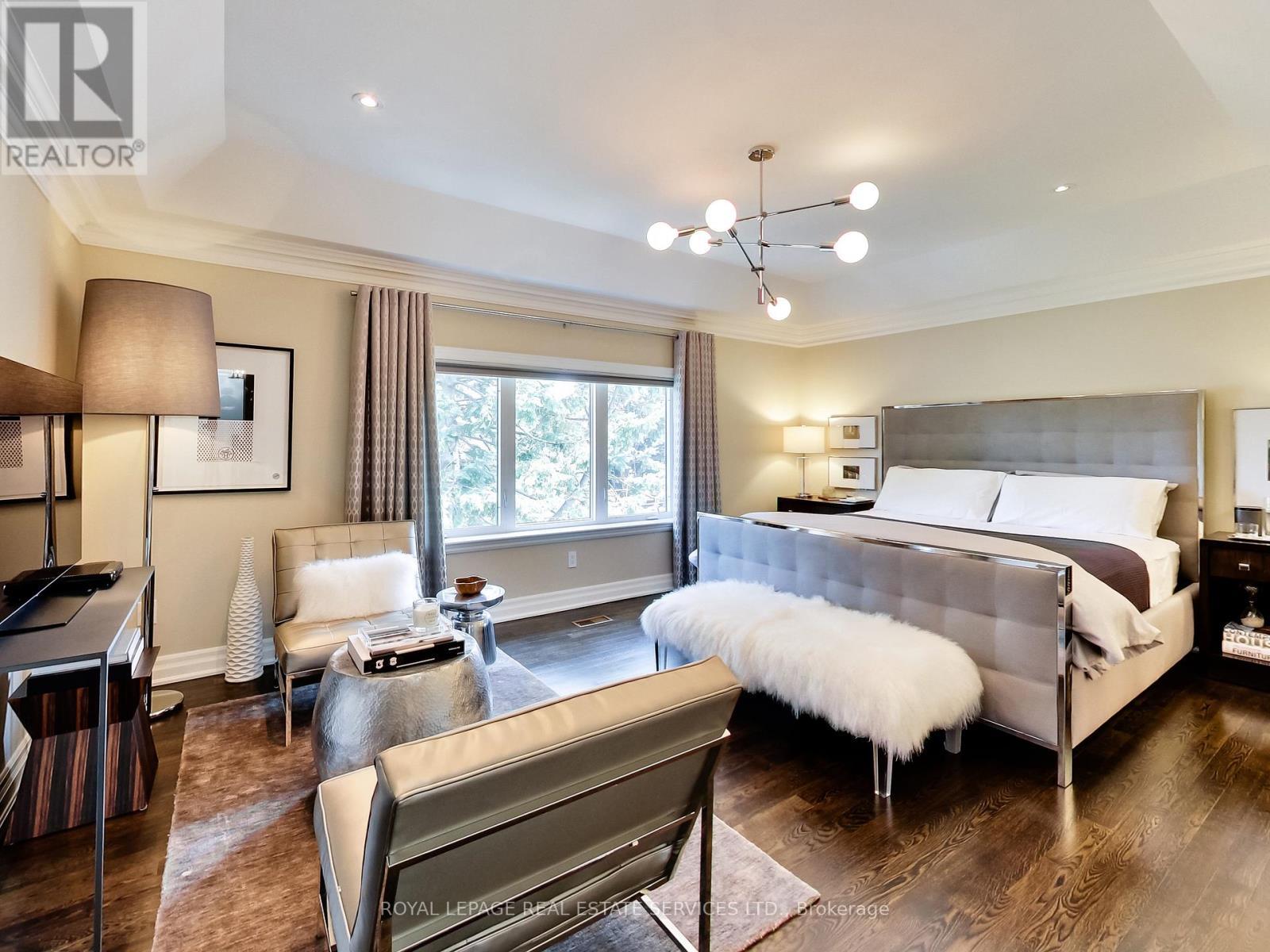 












217A ALDERCREST ROAD

,
Toronto,




Ontario
M8W4J5

