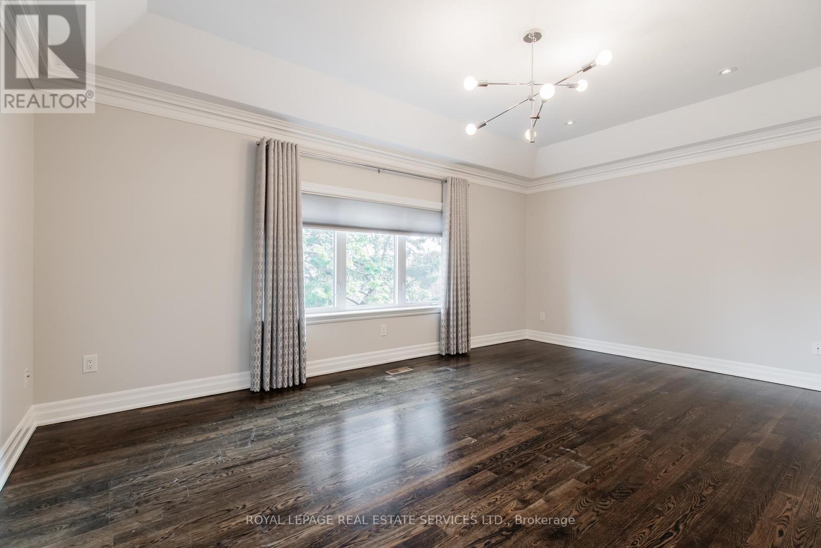 












217A ALDERCREST ROAD

,
Toronto,




Ontario
M8W4J5


