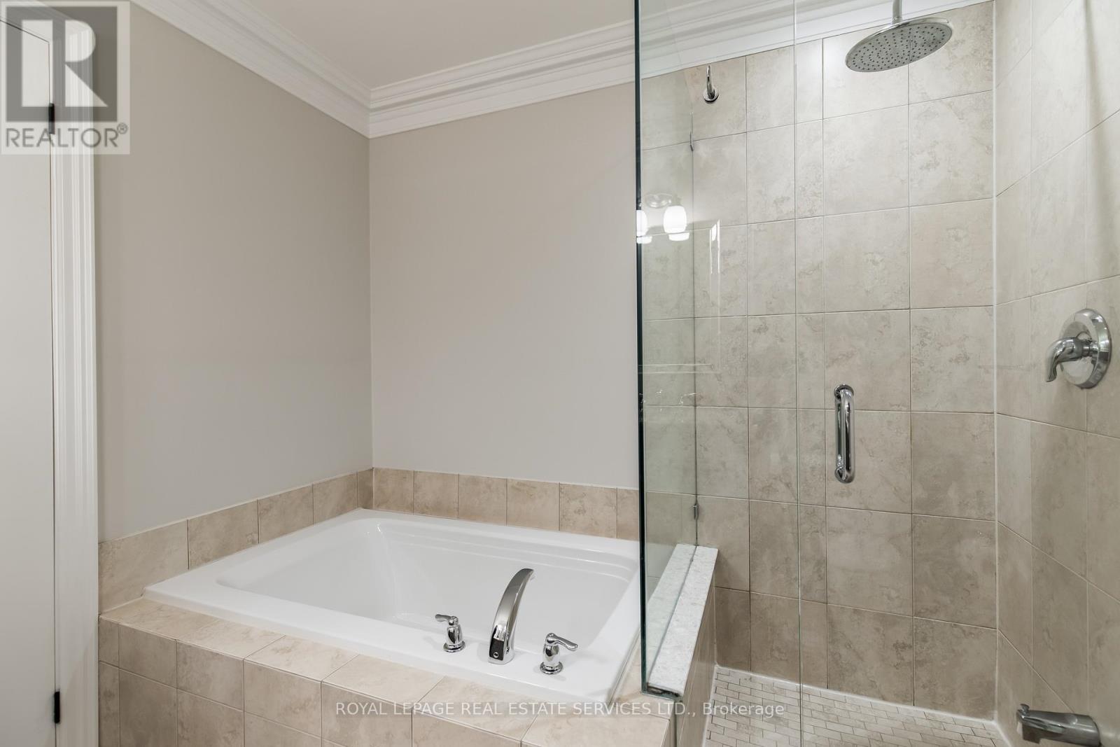 












217A ALDERCREST ROAD

,
Toronto,




Ontario
M8W4J5

