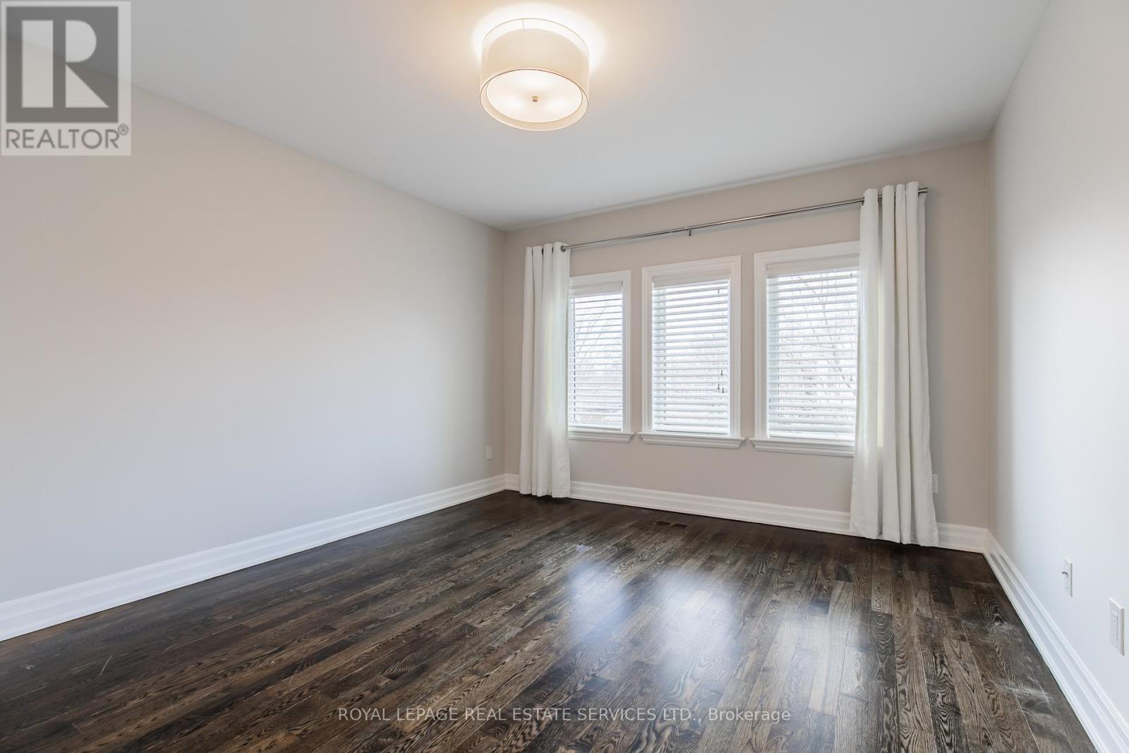 












217A ALDERCREST ROAD

,
Toronto,




Ontario
M8W4J5

