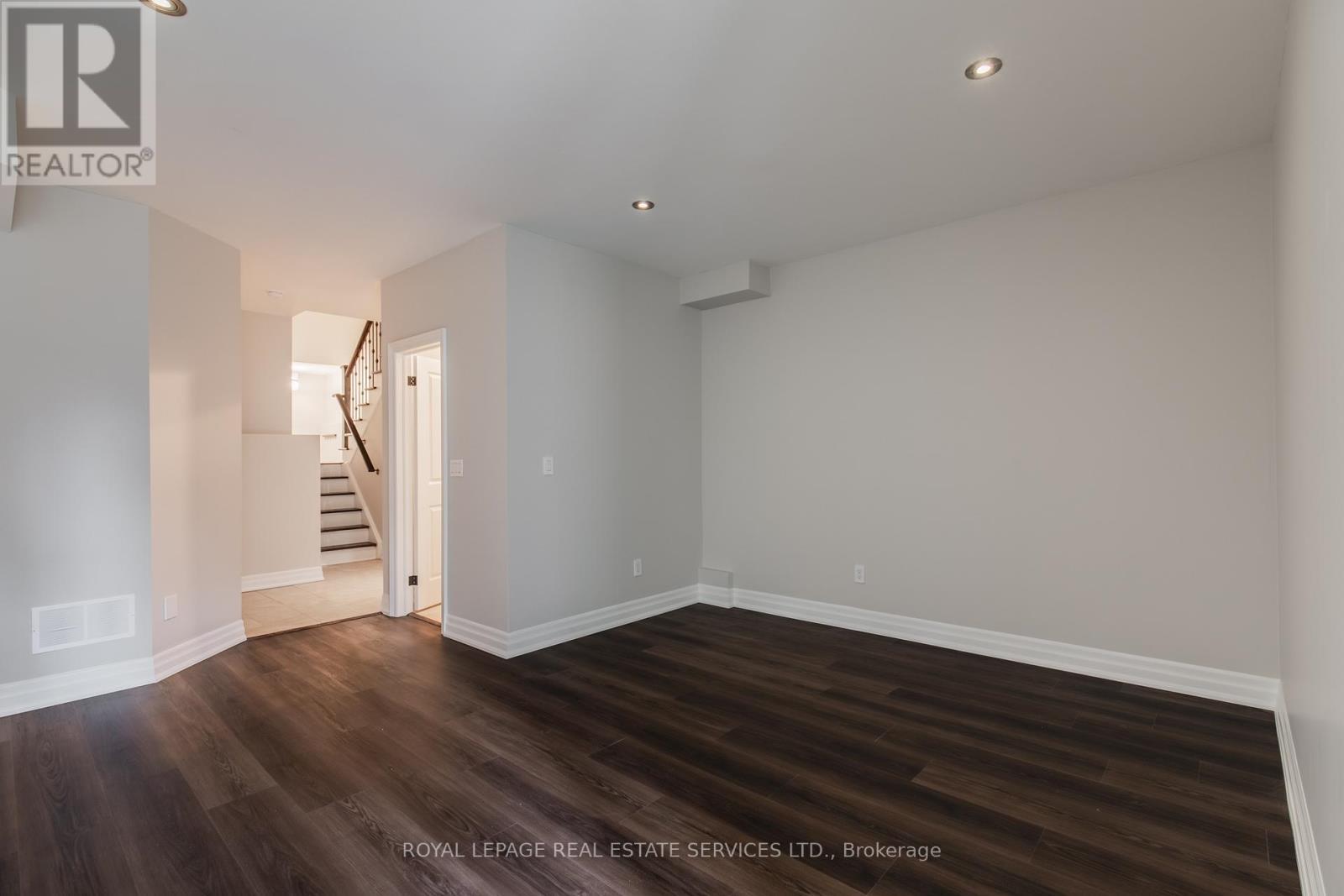 












217A ALDERCREST ROAD

,
Toronto,




Ontario
M8W4J5

