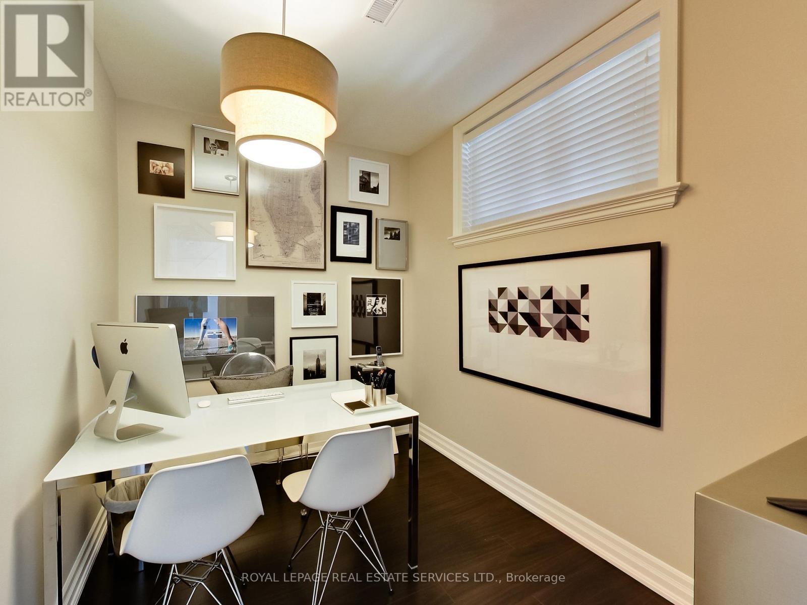 












217A ALDERCREST ROAD

,
Toronto,




Ontario
M8W4J5

