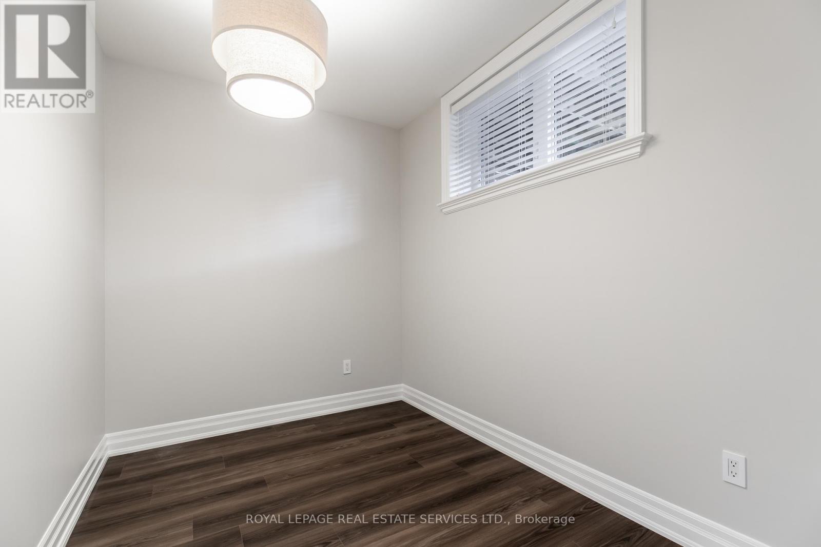 












217A ALDERCREST ROAD

,
Toronto,




Ontario
M8W4J5

