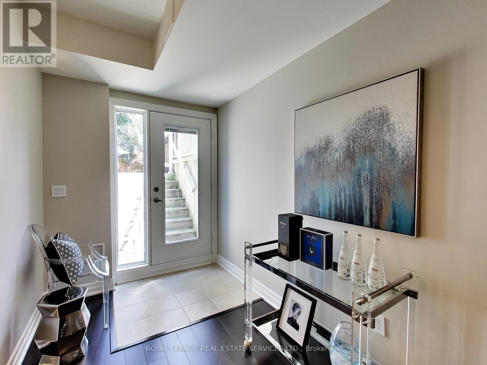 












217A ALDERCREST ROAD

,
Toronto,




Ontario
M8W4J5

