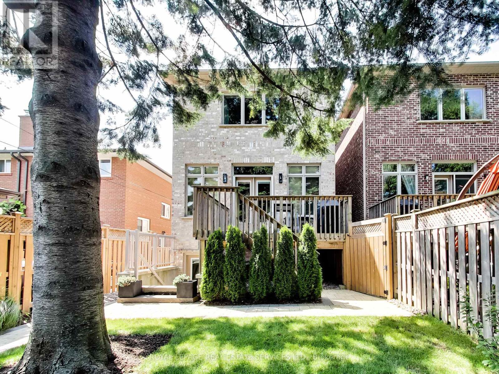 












217A ALDERCREST ROAD

,
Toronto,




Ontario
M8W4J5

