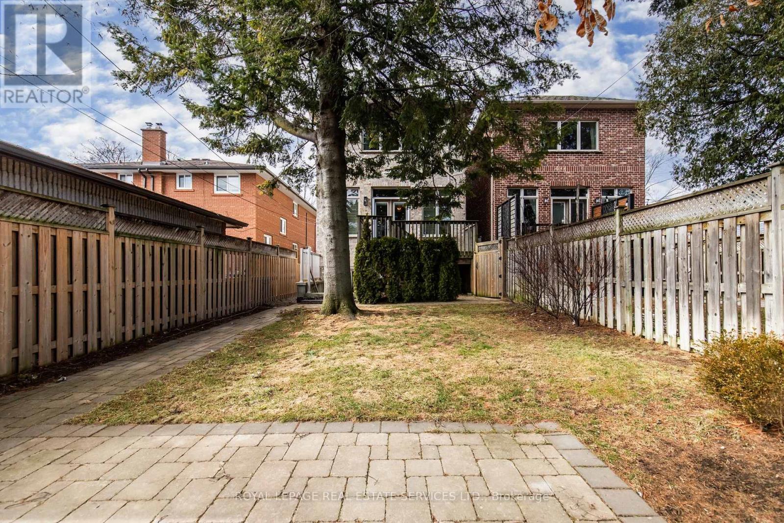 












217A ALDERCREST ROAD

,
Toronto,




Ontario
M8W4J5

