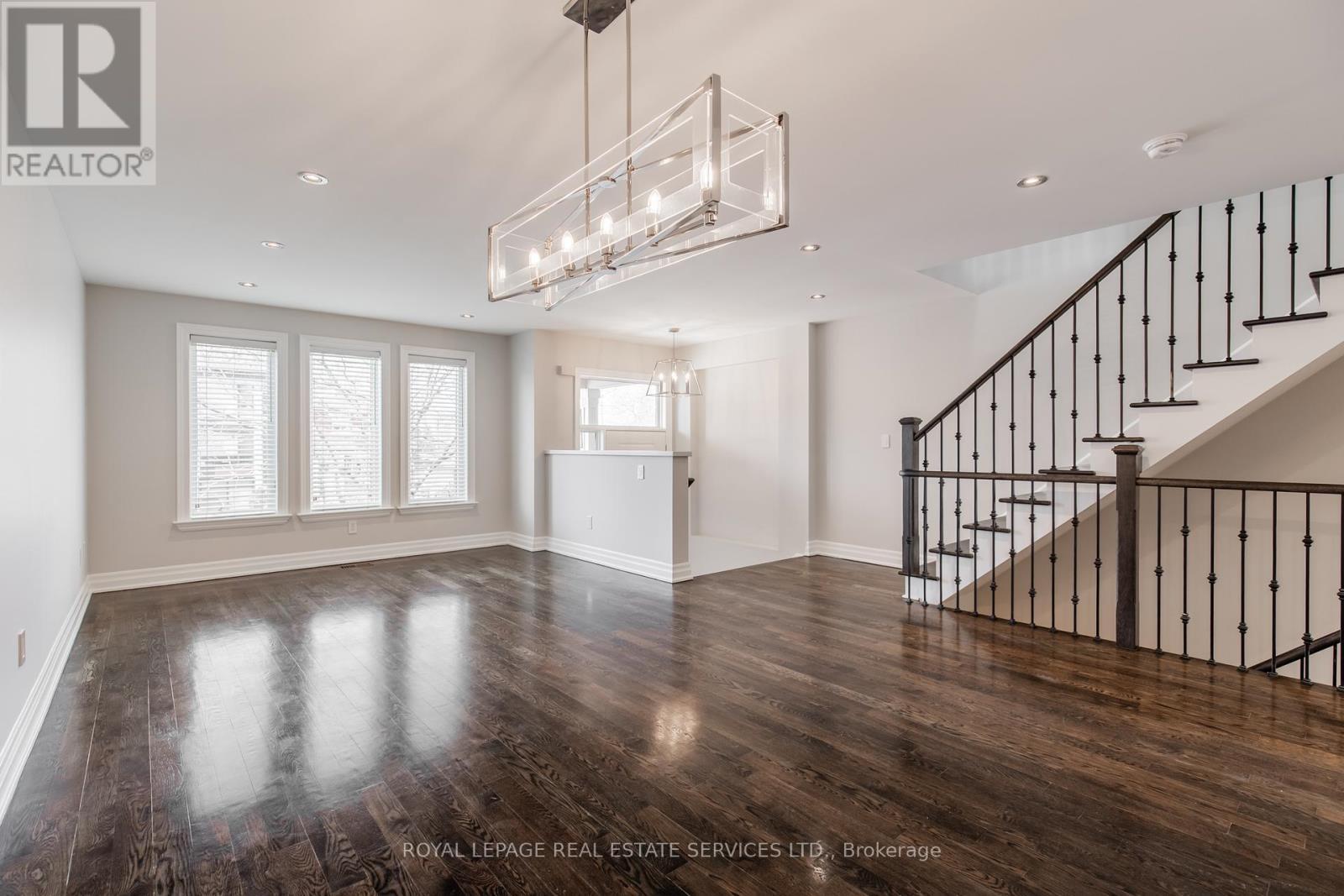 












217A ALDERCREST ROAD

,
Toronto,




Ontario
M8W4J5


