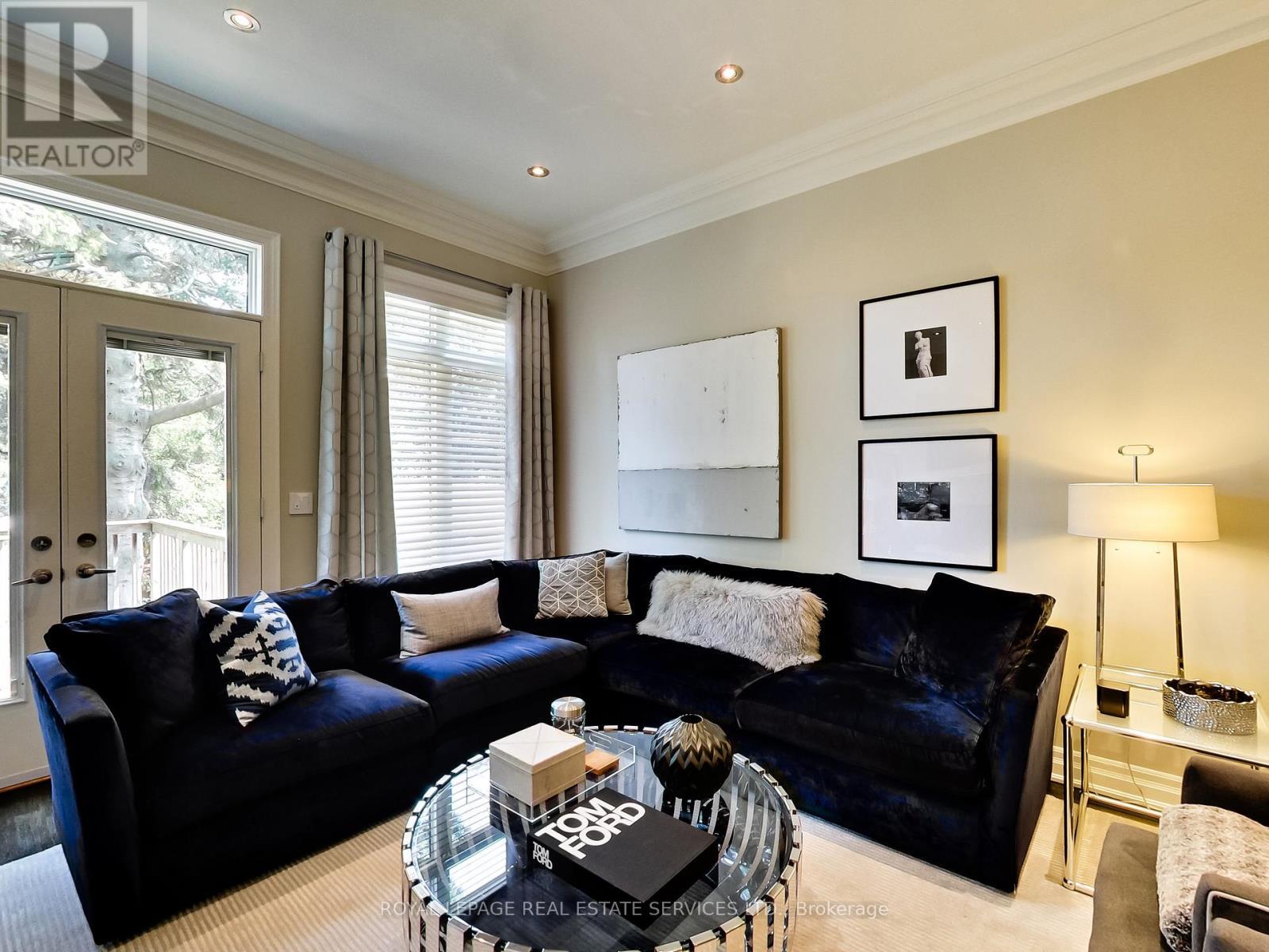 












217A ALDERCREST ROAD

,
Toronto,




Ontario
M8W4J5

