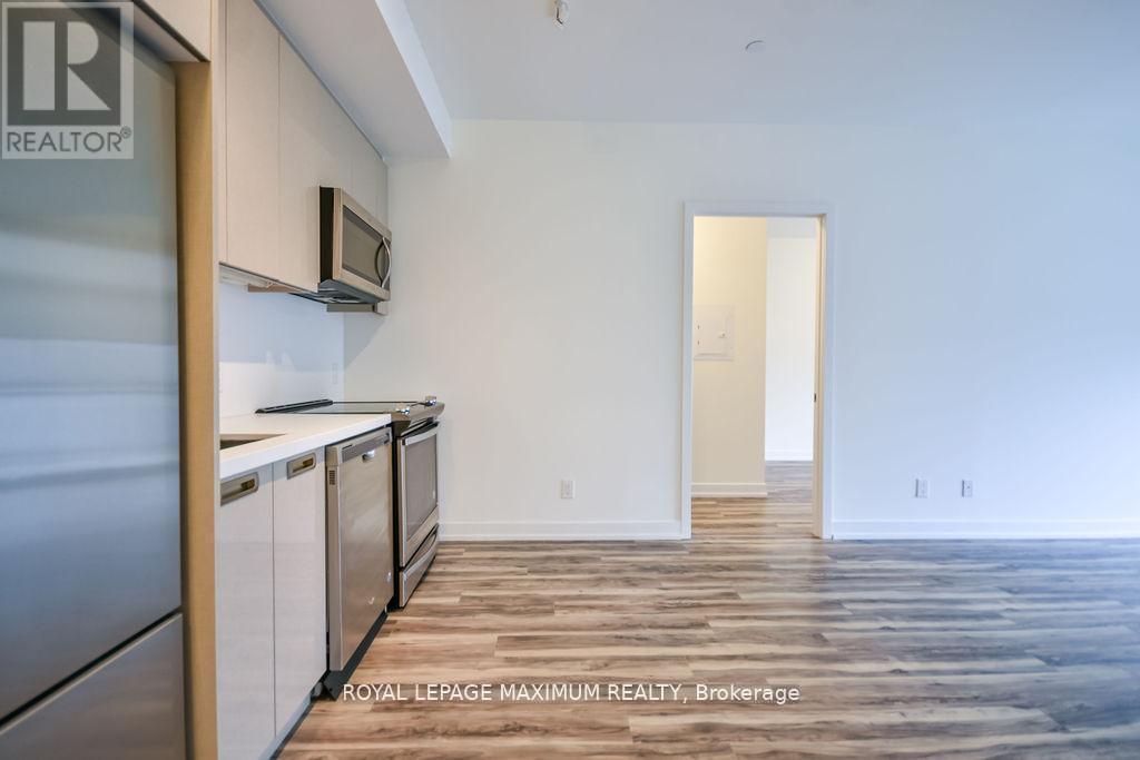 












B417 - 271 SEA RAY AVENUE

,
Innisfil,




Ontario
L9S0J4

