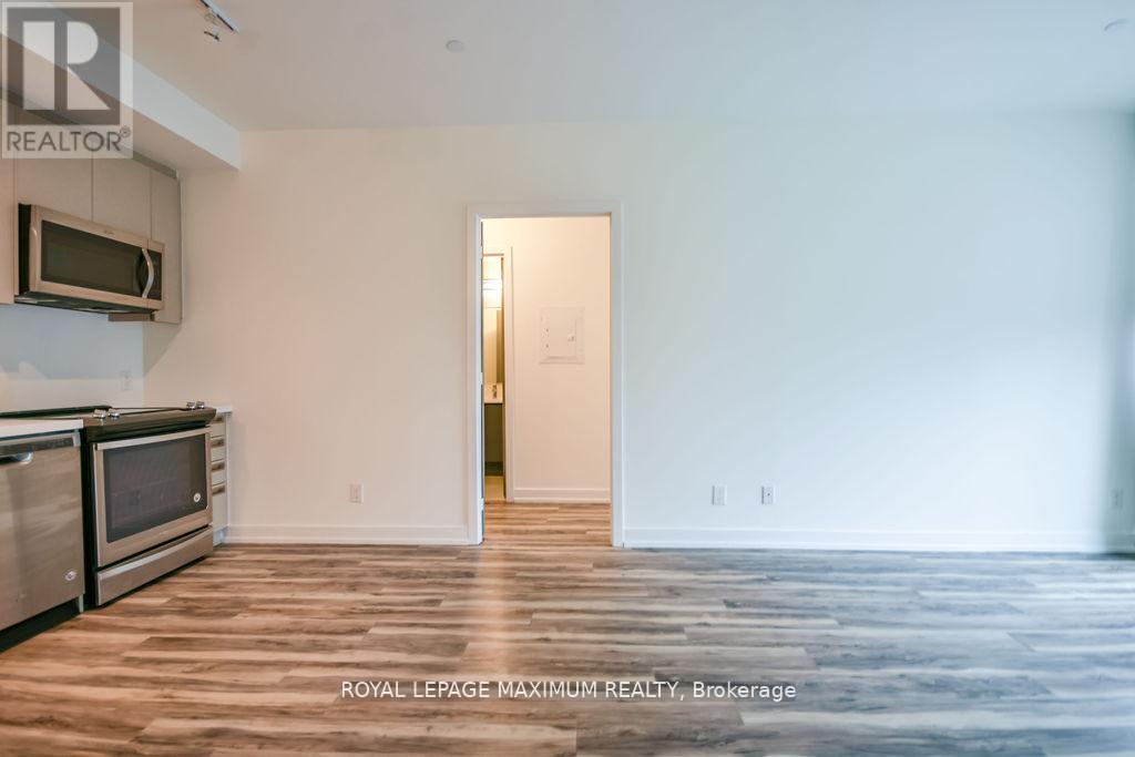 












B417 - 271 SEA RAY AVENUE

,
Innisfil,




Ontario
L9S0J4

