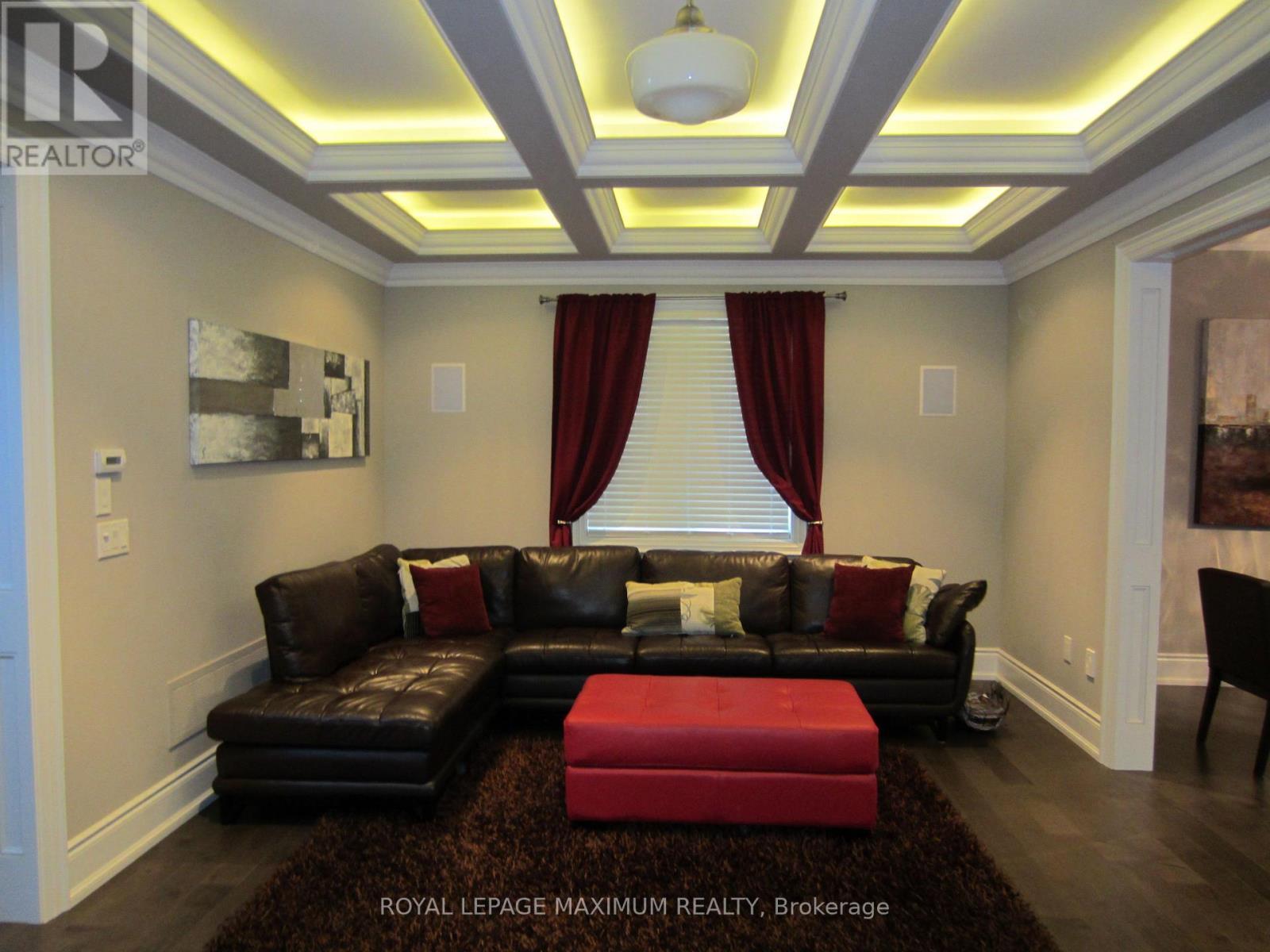 












16 ORION AVENUE

,
Vaughan,




Ontario
L4H0B3

