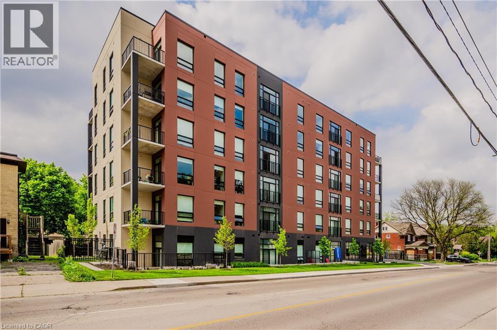 












24 UNION Street E Unit# 301

,
Waterloo,




Ontario
N2J1B7

