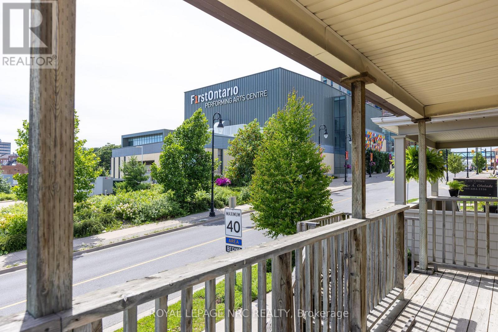 












44 CARLISLE STREET

,
St. Catharines,




Ontario
L2R4H4

