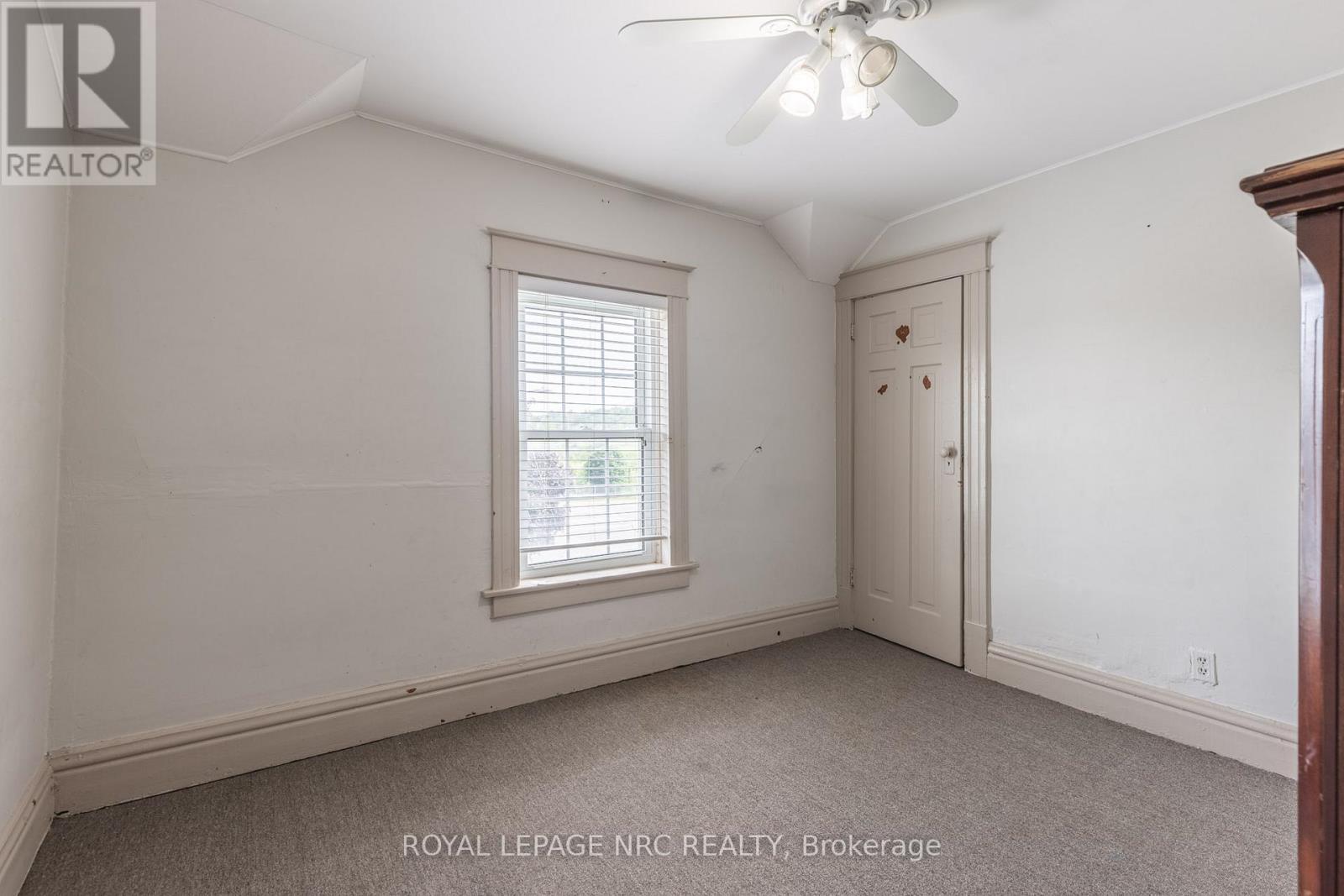 












44 CARLISLE STREET

,
St. Catharines,




Ontario
L2R4H4

